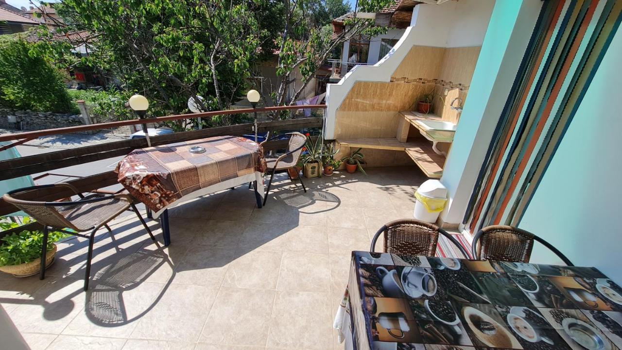 Fema Guest House Baltschik Exterior foto